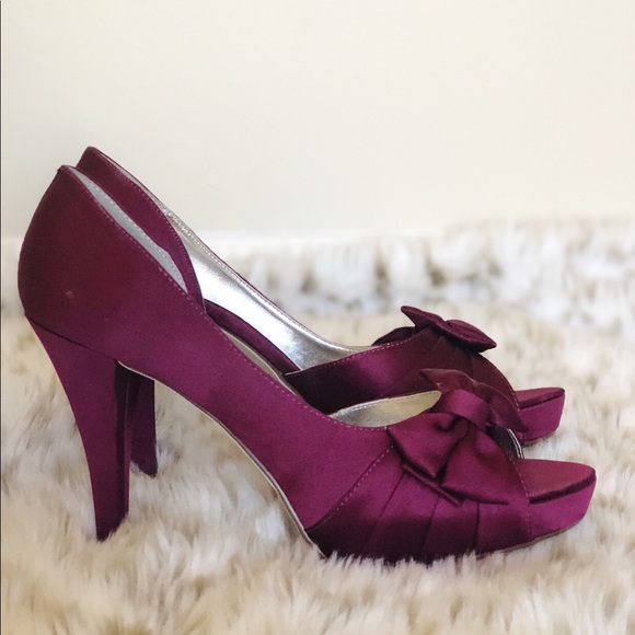 Satin peep-toe heels 8.5 - Picture 4 of 5